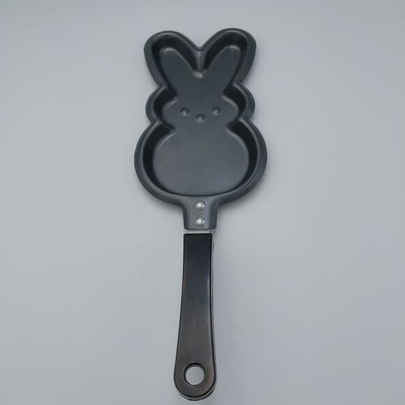 Peeps Peep Pancake Skillet Bunny Easter Rabbit Pan Mold 2020‎ Frankford Candy - Picture 1 of 5
